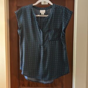 Liz Claiborne top